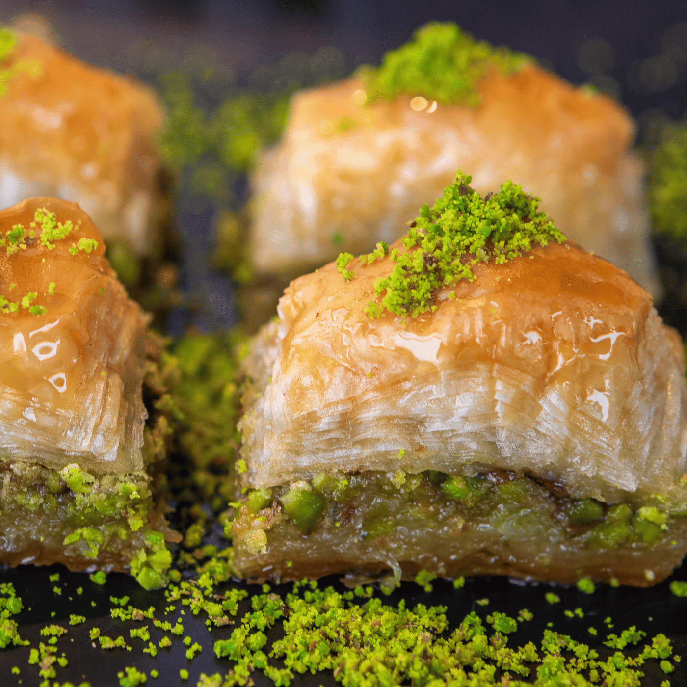 Royal Afghan Baklava – Artisanal Handcrafted Pastry with Premium Pistachios & Honey [Weight 300g]
